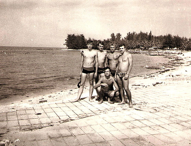 На пляже Эль-Саладо