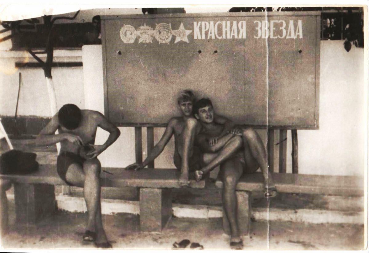В ротной курилке