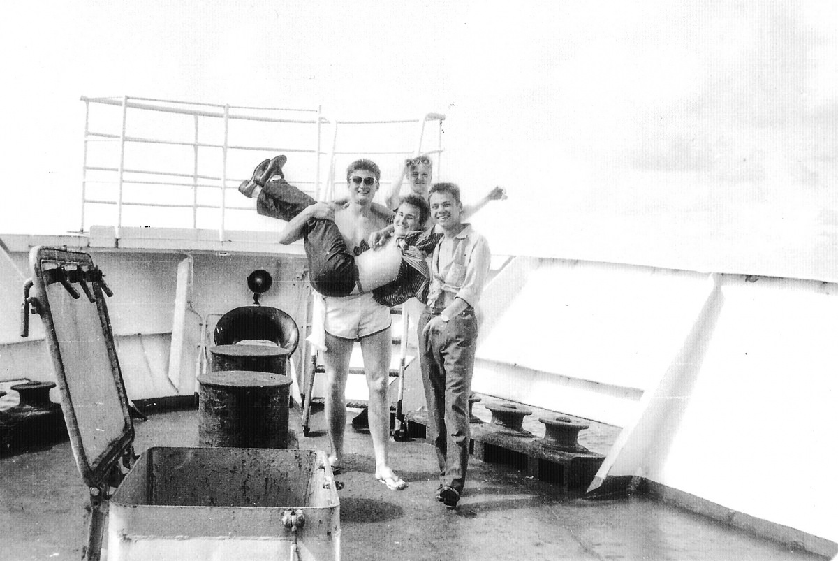 На теплоходе "Алла Тарасова", октябрь 1987