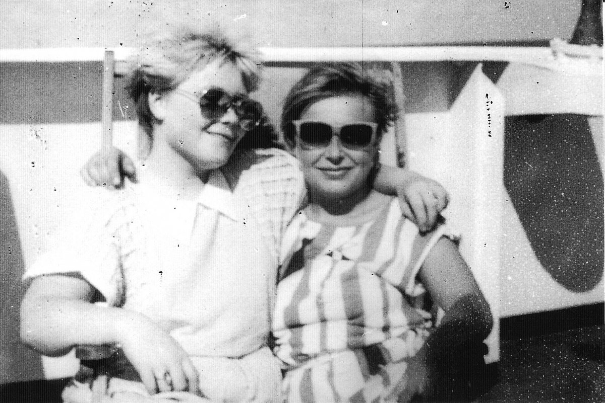 На теплоходе "Алла Тарасова", октябрь 1987