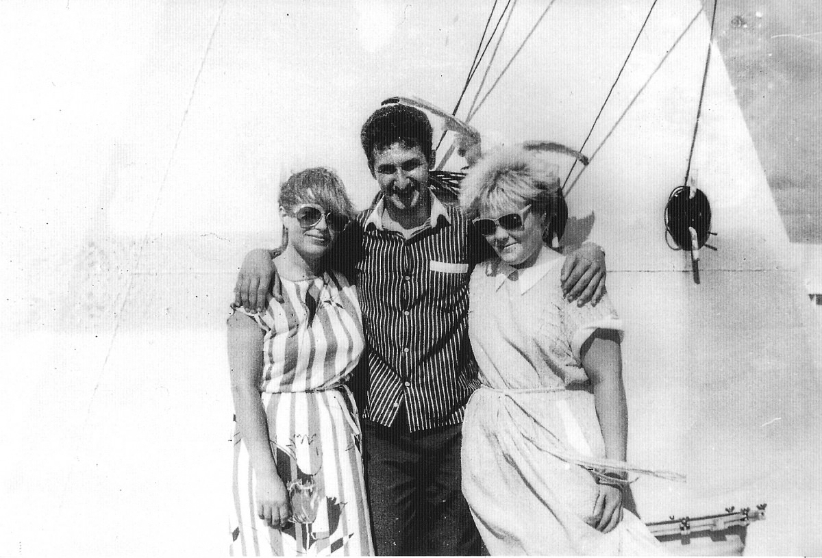 На теплоходе "Алла Тарасова", октябрь 1987